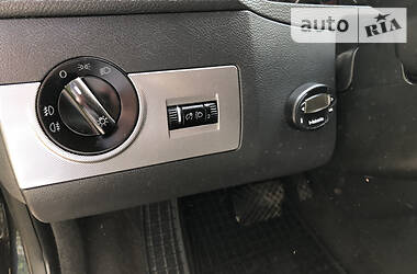  Volkswagen Transporter 2008 в 