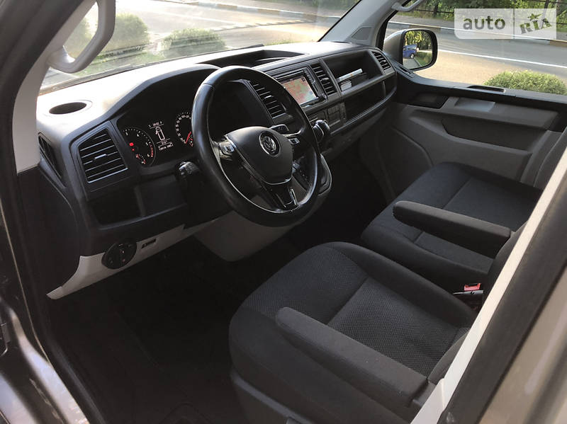 Вантажопасажирський фургон Volkswagen Transporter 2016 в Бучі