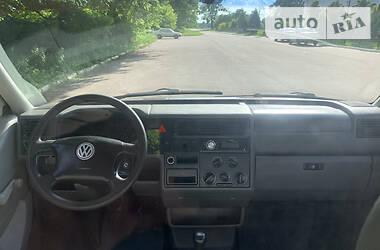 Грузовой фургон Volkswagen Transporter 1999 в Радивилове