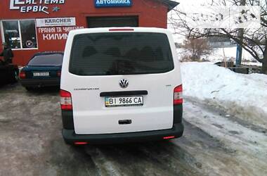 Универсал Volkswagen Transporter 2011 в Хороле