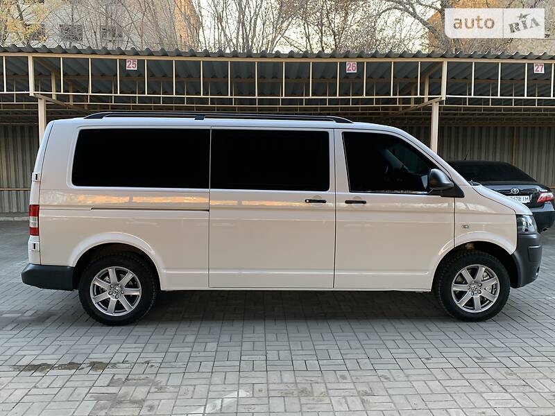 Грузопассажирский фургон Volkswagen Transporter 2010 в Константиновке