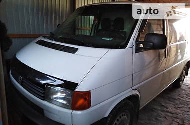Грузовой фургон Volkswagen Transporter 2000 в 