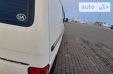 Минивэн Volkswagen Transporter 1996 в Городке