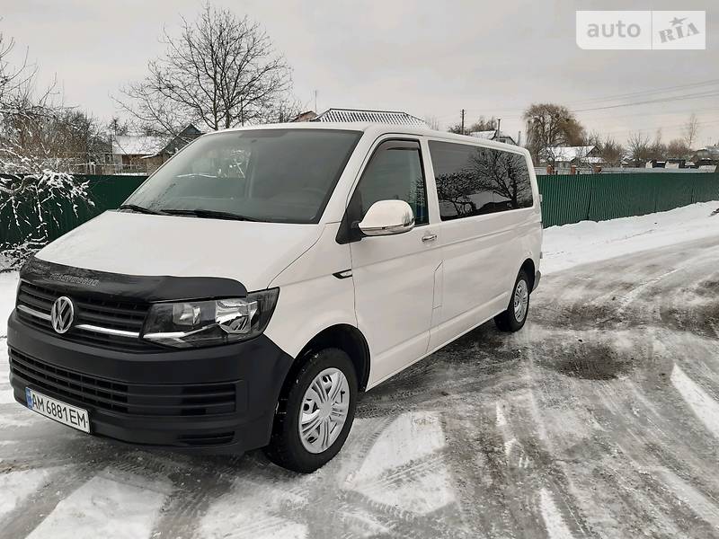 Минивэн Volkswagen Transporter 2016 в Коростене