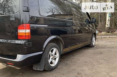 Грузопассажирский фургон Volkswagen Transporter 2005 в Новой Каховке