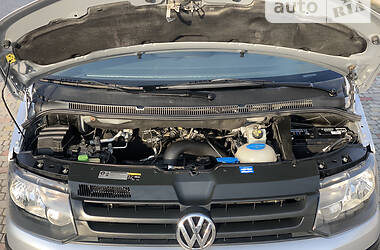 Мінівен Volkswagen Transporter 2013 в Рівному