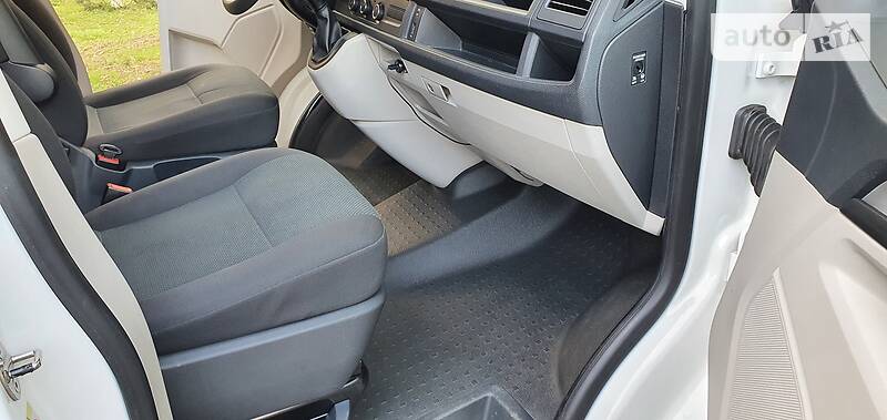 Минивэн Volkswagen Transporter 2016 в Кропивницком фото 46 Минивэн Volkswagen Transporter 2016 в Кропивницком