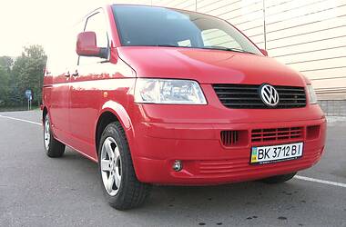 Мінівен Volkswagen Transporter 2004 в Рівному