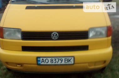 Мінівен Volkswagen Transporter 2000 в Ужгороді