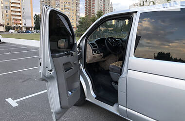 Минивэн Volkswagen Transporter 2005 в 