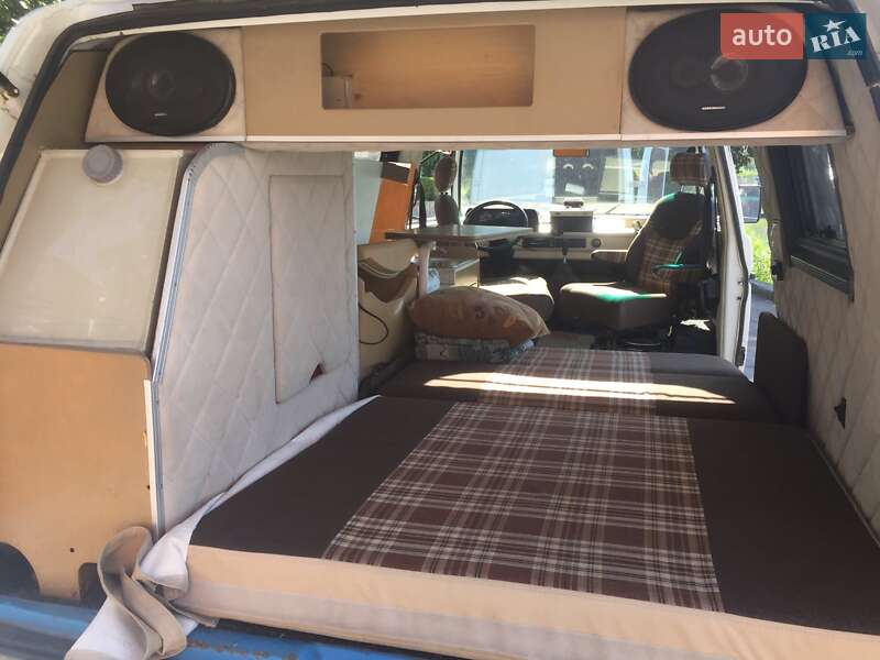 Будинок на колесах Volkswagen Transporter 1985 в Кропивницькому
