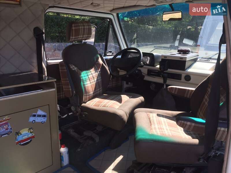 Будинок на колесах Volkswagen Transporter 1985 в Кропивницькому