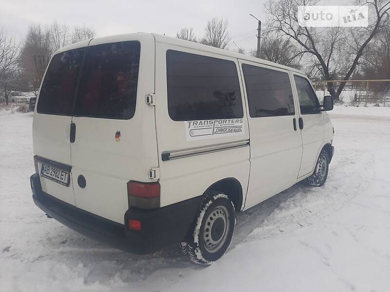 Универсал Volkswagen Transporter 1997 в Казатине