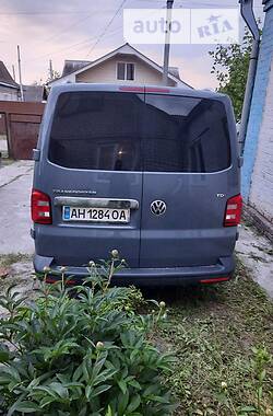 Вантажопасажирський фургон Volkswagen Transporter 2016 в Яготині