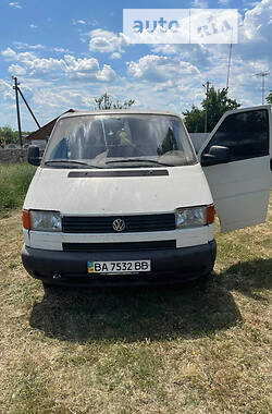 Грузовой фургон Volkswagen Transporter 2001 в Кропивницком