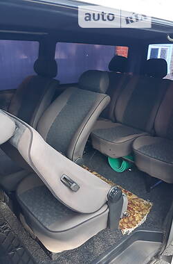 Мінівен Volkswagen Transporter 2000 в 