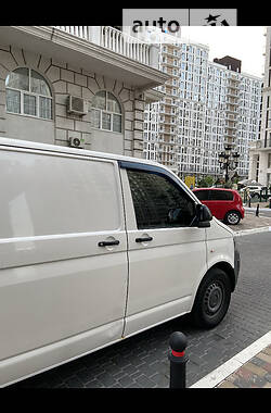 Грузовой фургон Volkswagen Transporter 2012 в Киеве