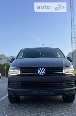 Універсал Volkswagen Transporter 2015 в Одесі