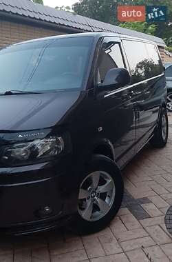 Минивэн Volkswagen Transporter 2010 в Николаеве