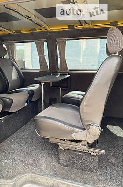 Минивэн Volkswagen Transporter 2002 в 