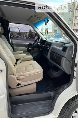 Минивэн Volkswagen Transporter 1998 в 