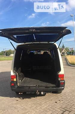 Минивэн Volkswagen Transporter 2001 в 
