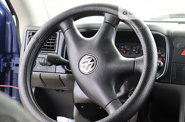 Минивэн Volkswagen Transporter 2002 в 