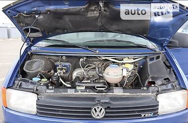 Минивэн Volkswagen Transporter 2002 в 