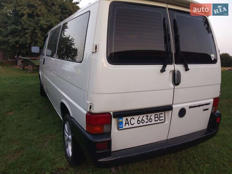 Мінівен Volkswagen Transporter 2000 в Луцьку
