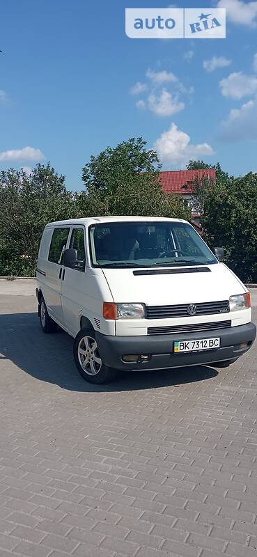 Универсал Volkswagen Transporter 1997 в Ровно