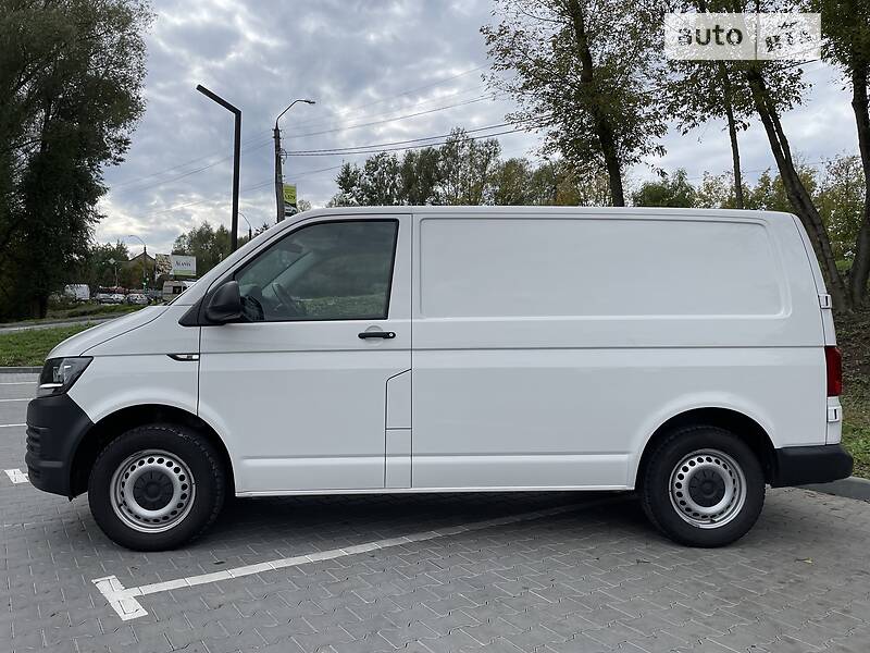 Грузовой фургон Volkswagen Transporter 2017 в Киеве