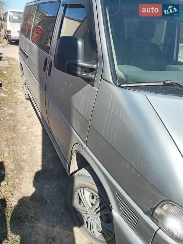 Минивэн Volkswagen Transporter 2000 в Львове