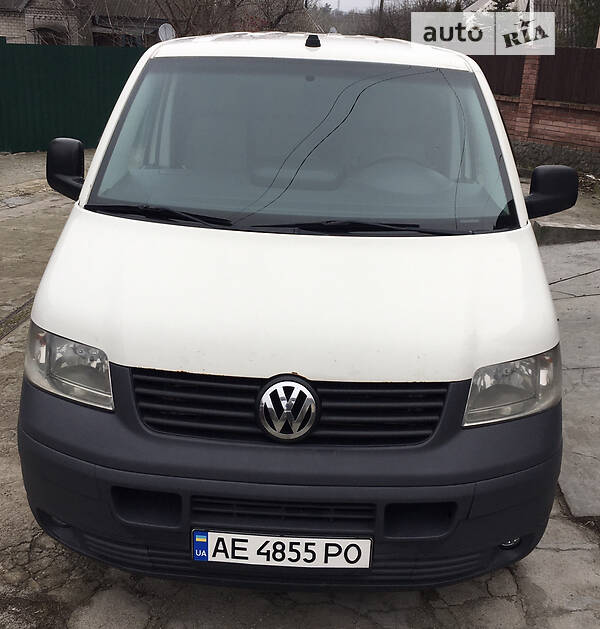 Вантажний фургон Volkswagen Transporter 2008 в Кам'янському