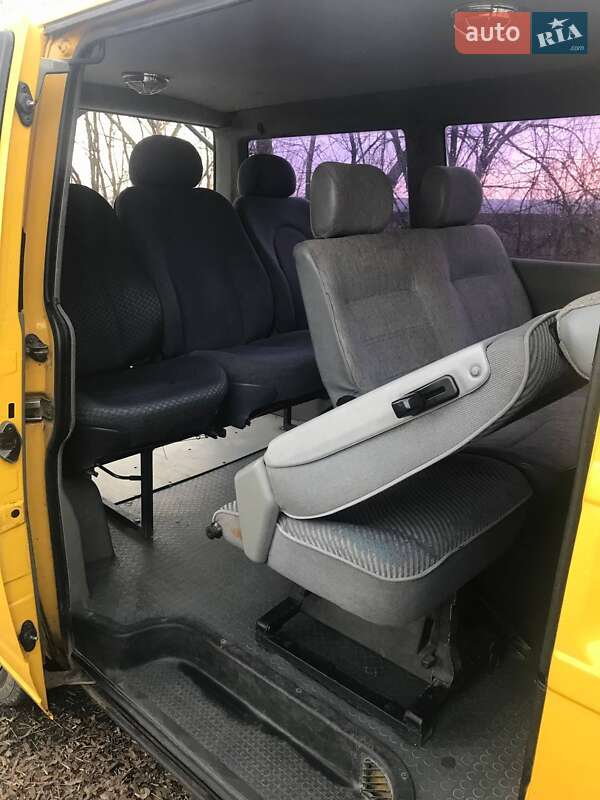 Мінівен Volkswagen Transporter 1999 в Ватутіному
