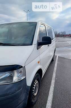 Минивэн Volkswagen Transporter 2004 в Киеве