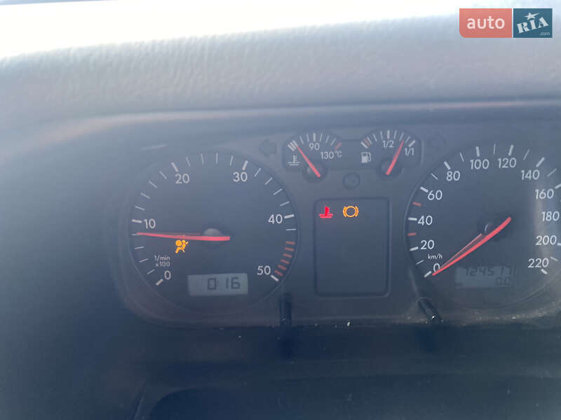Минивэн Volkswagen Transporter 2002 в Овидиополе