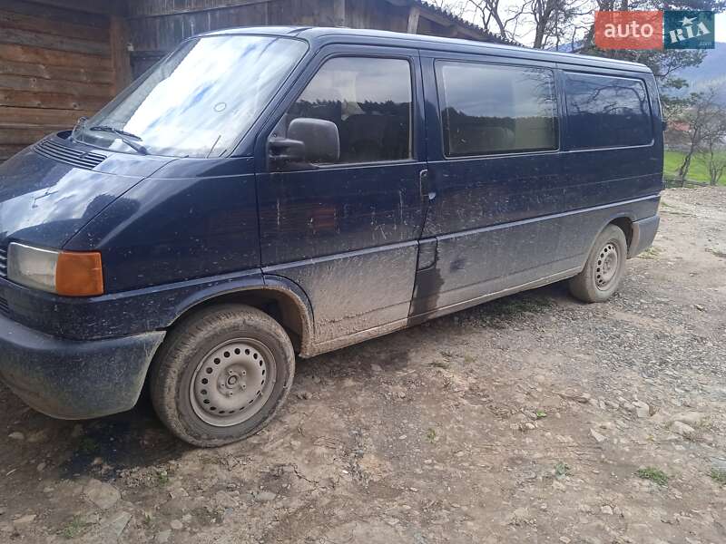 Минивэн Volkswagen Transporter 1999 в Надворной