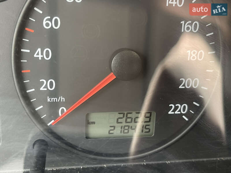 Минивэн Volkswagen Transporter 2007 в Любомле