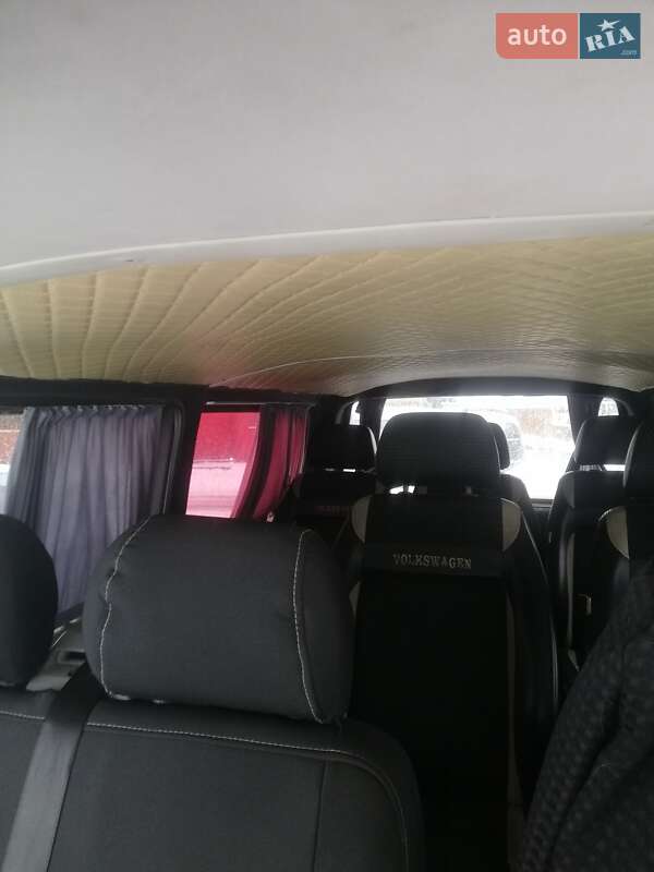 Минивэн Volkswagen Transporter 2004 в Рахове