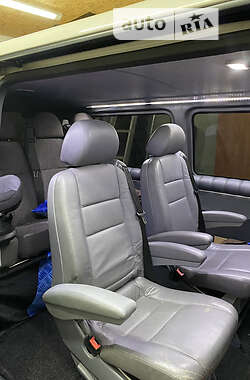 Минивэн Volkswagen Transporter 2006 в 