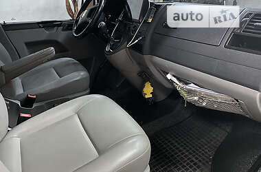 Минивэн Volkswagen Transporter 2006 в 