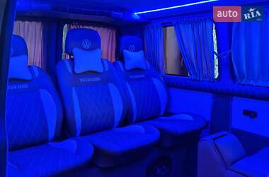 Минивэн Volkswagen Transporter 2007 в 