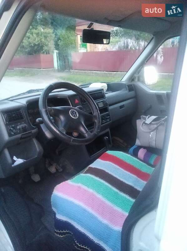Минивэн Volkswagen Transporter 2002 в Здолбунове