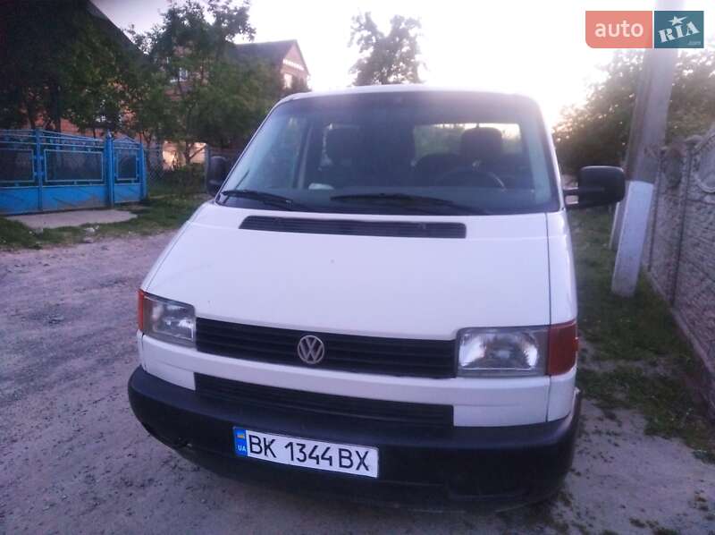 Минивэн Volkswagen Transporter 2002 в Здолбунове