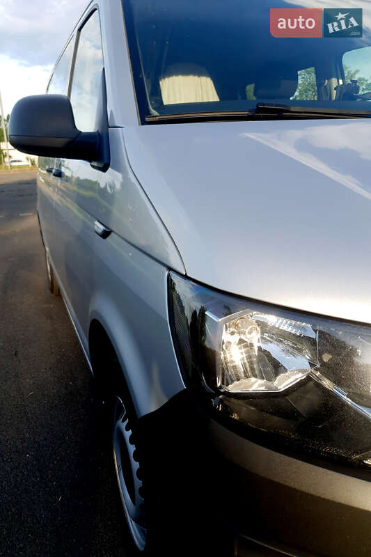 Минивэн Volkswagen Transporter 2017 в Смеле