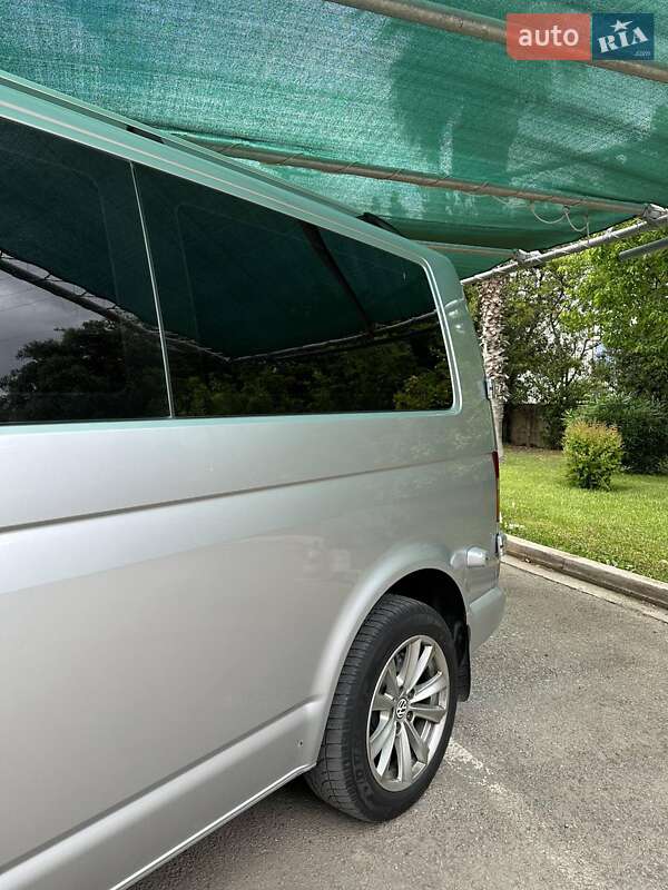 Минивэн Volkswagen Transporter 2009 в Ивано-Франковске