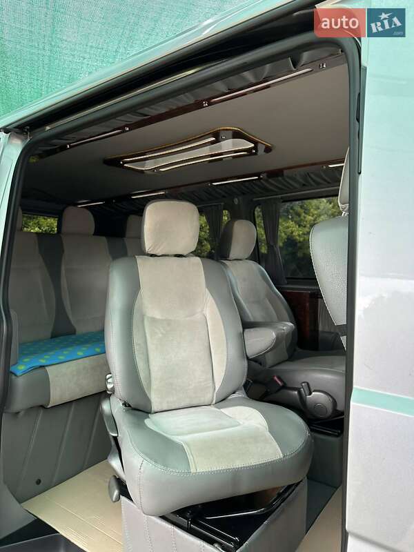 Минивэн Volkswagen Transporter 2009 в Ивано-Франковске