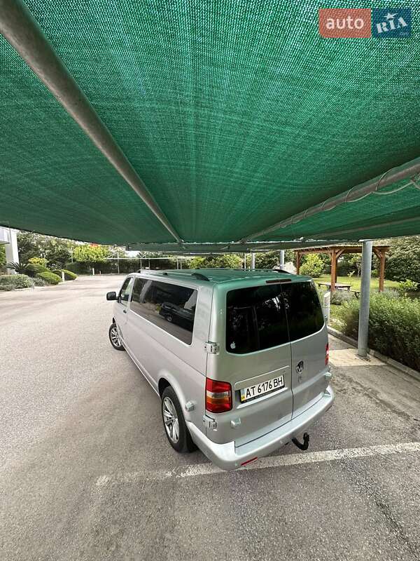 Минивэн Volkswagen Transporter 2009 в Ивано-Франковске