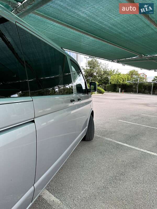 Минивэн Volkswagen Transporter 2009 в Ивано-Франковске