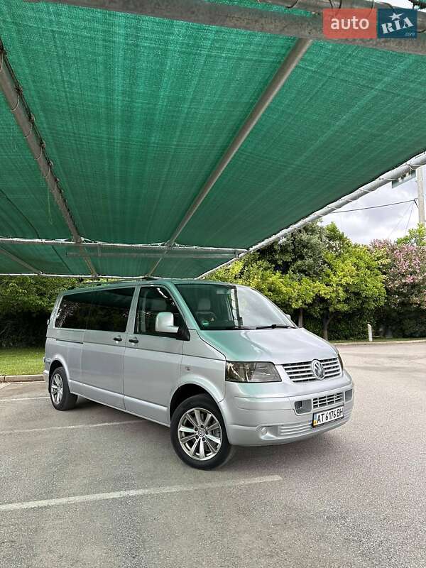 Минивэн Volkswagen Transporter 2009 в Ивано-Франковске